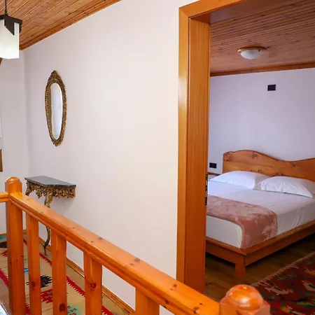 Bed and Breakfast Casa Delle Ortensie Μπεράτ